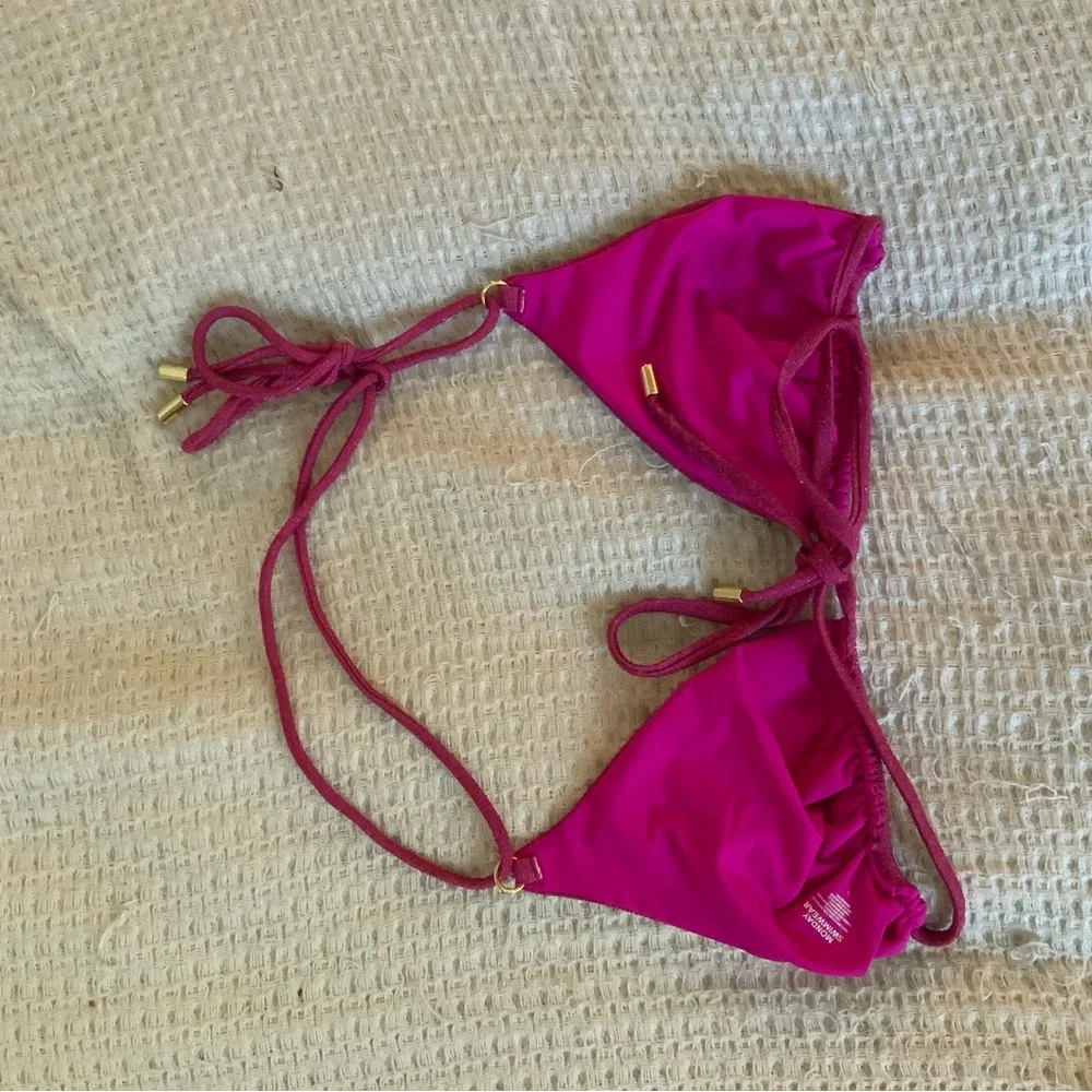 Monday Swimwear Hanalei Fuchsia Pink Berry Shimmer Triangle Bikini Top Large